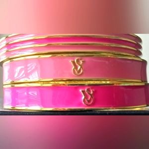 Limited Edition gold metallic 3 set bracelet Victoria's Secret